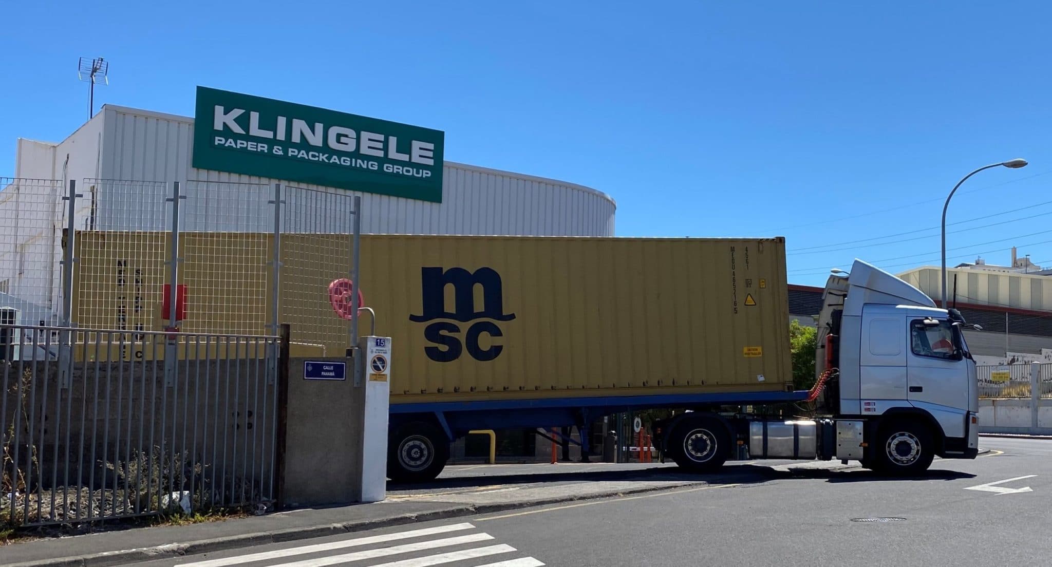 Transport of Boxes for fruit